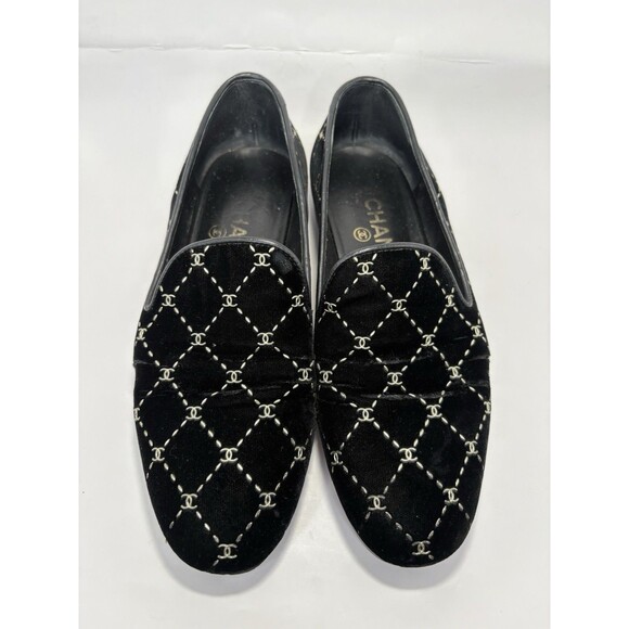 Chanel Black Velvet Loafers w/ Silver Metal CC Logo Accents 2017 EU Sz 36 6 - Picture 1 of 14